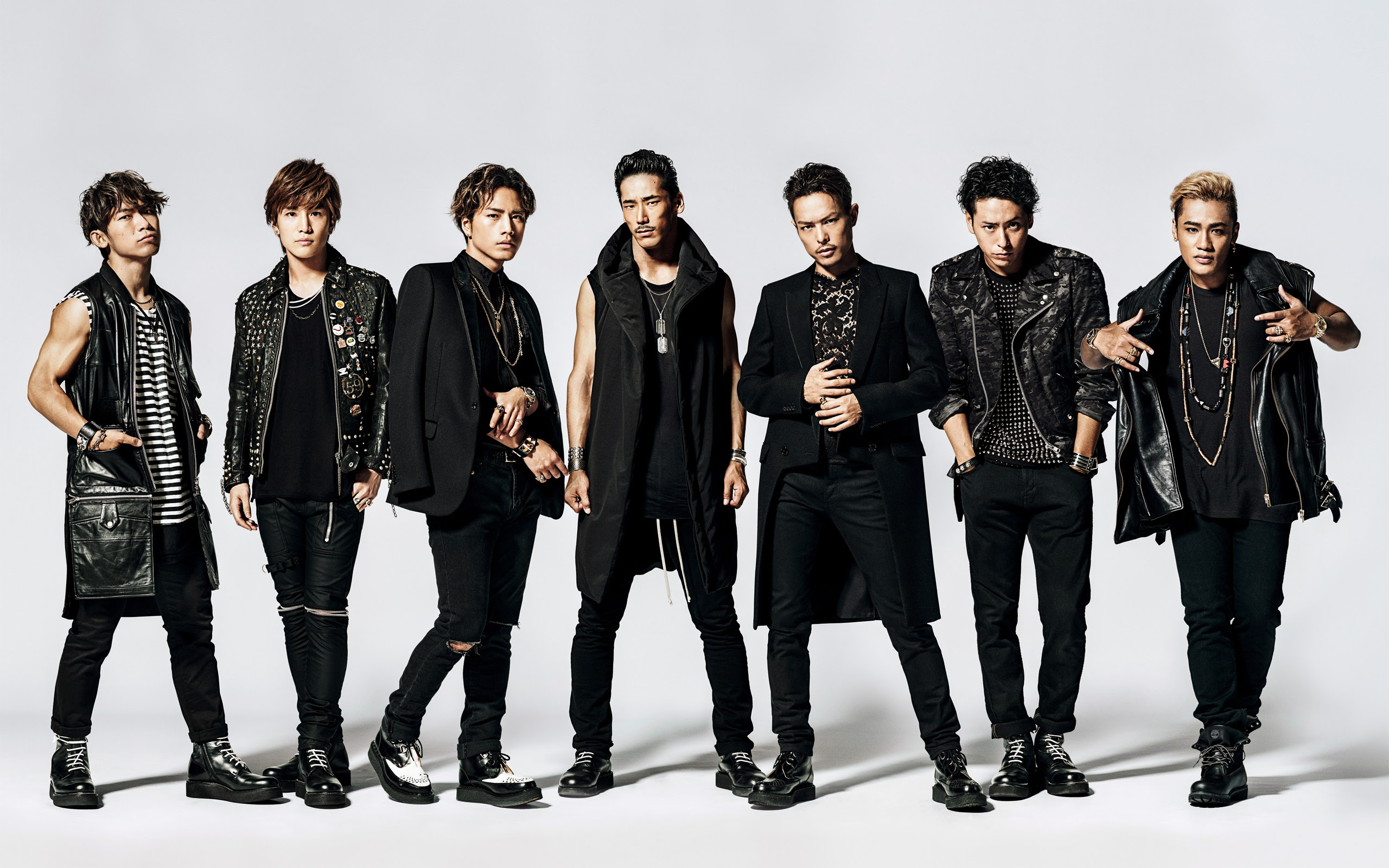いろいろ 壁紙 三代目 後ろ姿 画像 ちょうどディズニーの写真