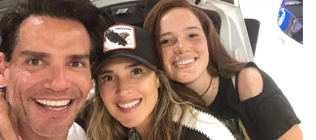 Check spelling or type a new query. La Hija De Angelica Castro Y Cristian De La Fuente Hizo Su Debut Como Actriz M360 Cl