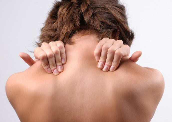 The left kidney, small intestine and descending colon are all found at the lower left side of the back, also known as the left lumbar region. Back Pain Causes Treatments Exercises Lifestyle Diet Tips For Instant Relief