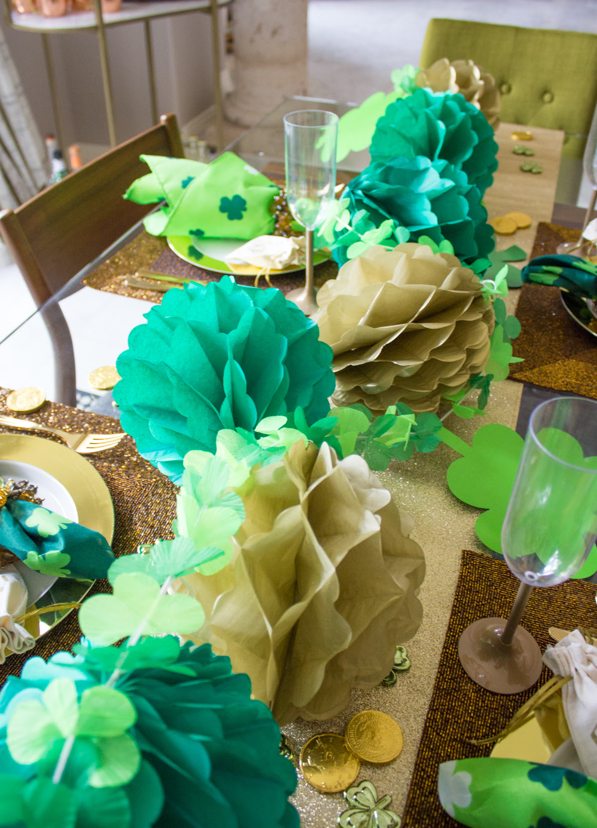 Patrick is arriving, and we are here to help you through the day's feast preparation. Host An Elegant St Patrick S Day Dinner Fun365