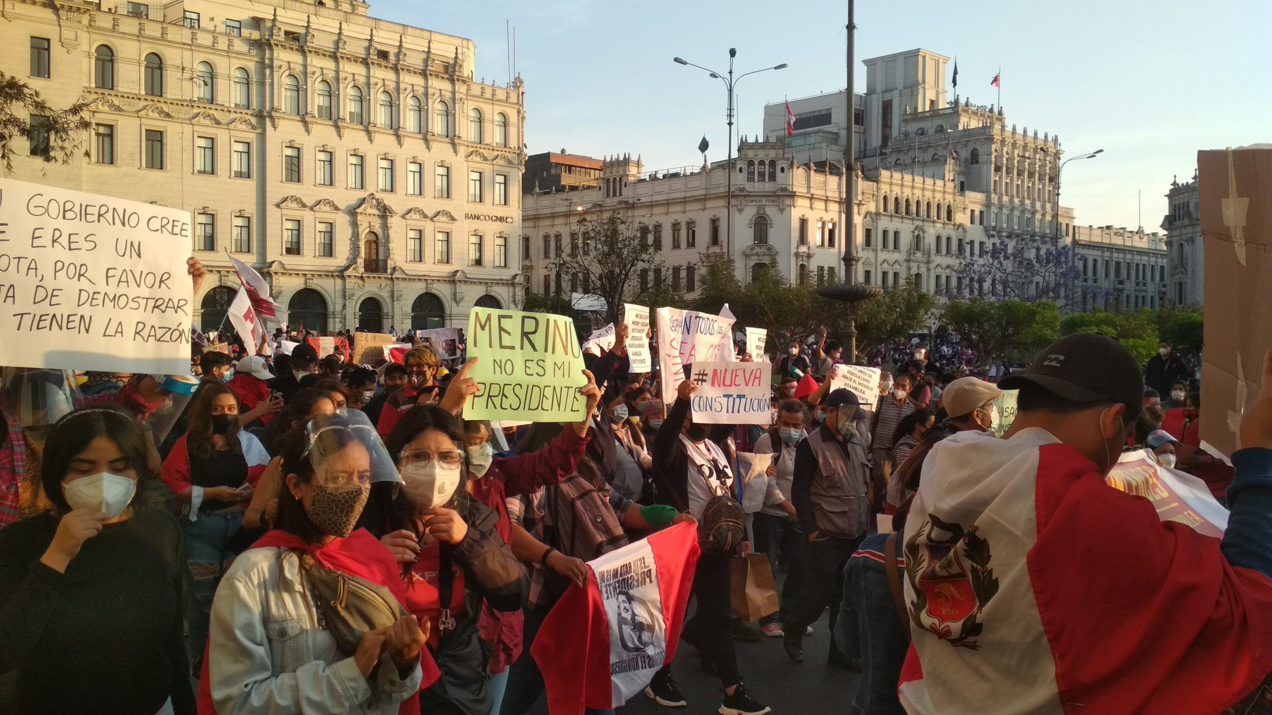 Protestas en Lima por golpe de estado parlamentario 27 scaled