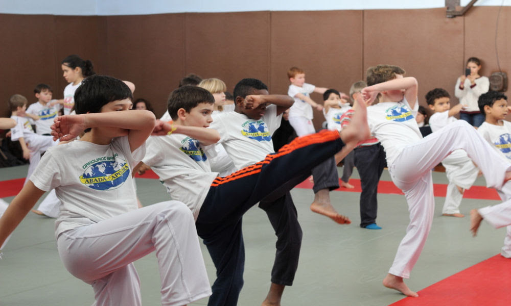 De supers jeux, les jouets qu'il préfère, de l'éducatif. Jogaki Animation Anniversaires Pour Enfants A Paris Organisation D Ateliers Et Tarif Activites A Domicile Pour Enfant Ou Ados Danse Et Capoeira Idee Cadeau Garcon Fille Pour Les 12 11 10 9 8 7 6 5 Ans