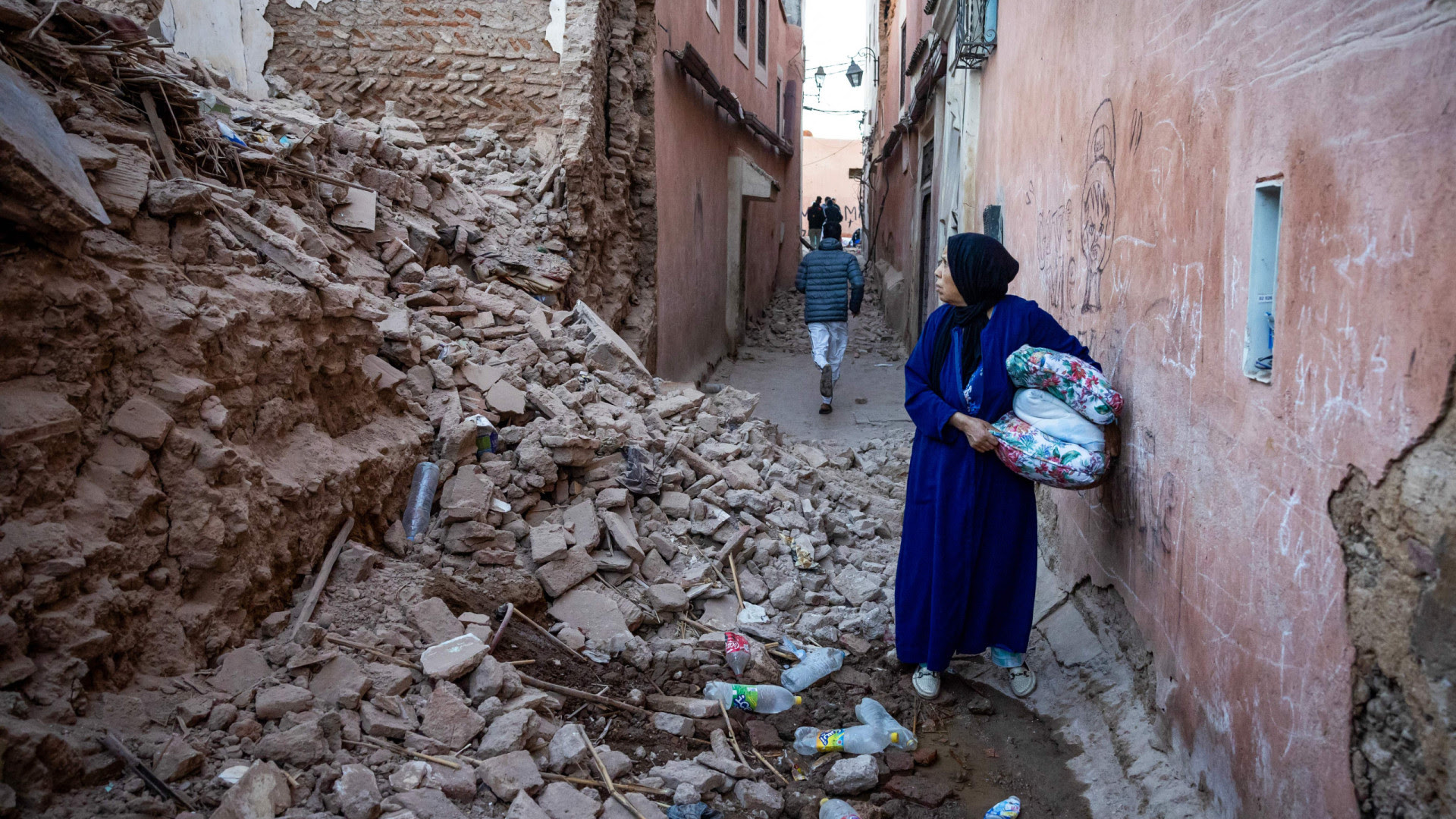 Terremoto atinge o Marrocos e deixa mais de mil mortos