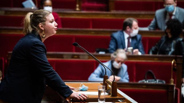 Politique : Emmanuel Macron "n'est plus le seul à décider", selon Mathilde Panot, la présidente du groupe LFI à l'Assemblée nationale