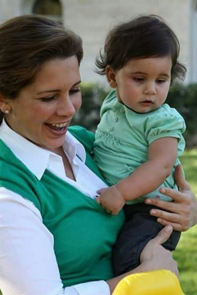 Princess Haya Style : HRH Princess Haya: A Royal with a ...