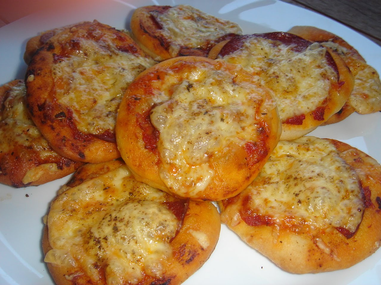 Download Gambar Roti Pizza Mini - Gambar Makanan