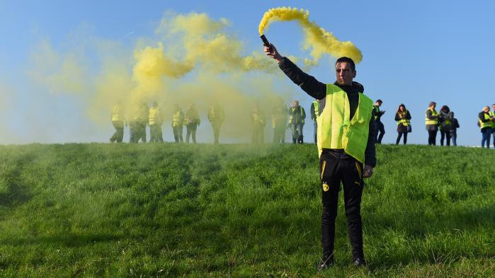 VIDEO. "Jamais je n'avais ressenti une telle haine" : une journaliste témoigne de son agression par des "gilets jaunes"