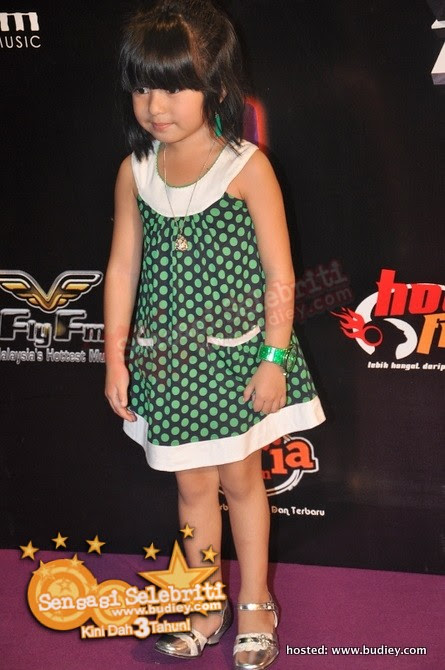 Gambar red carpet shout award 2010  Cik Marina Blog!!!