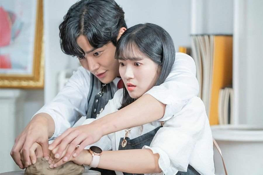 No doubt that the drama extraordinary you is extremely popular in and out of korea. Sf9 S Rowoon Can T Hide His Affection For Kim Hye Yoon In Extraordinary You Sf9 Amino