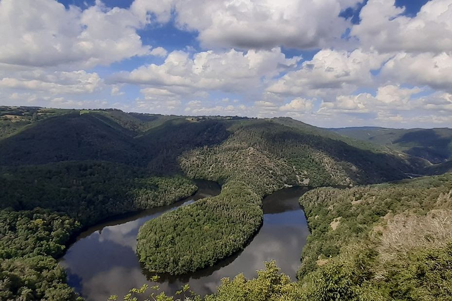 Le méandre de Queuille : voyage en Amazonie au cœur de l’Auvergne