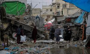 El mercado Azzawieh de la ciudad de Gaza está destruido, como gran parte de la Franja.