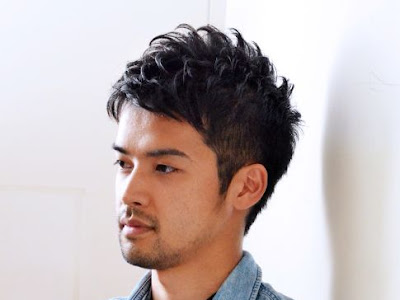 √70以上 くせ毛 メンズ ショート 241126-髪型 くせ毛 メンズ ショート