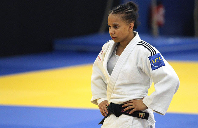 More images for amandine buchard judo » Judo Breve Amandine Buchard De Retour A L Entrainement