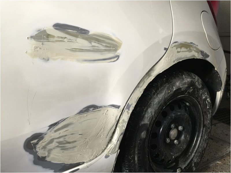 すべてのカタログ 壮大 車 パテ 剥がし方