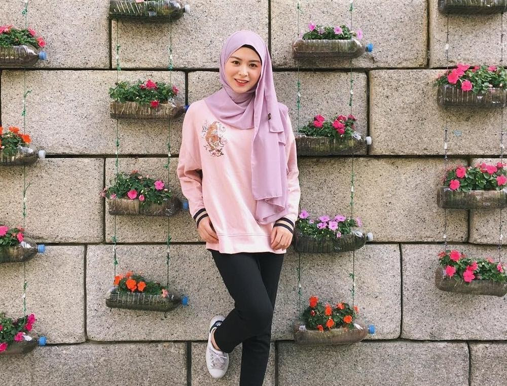 Fashion Hijab  Ala Korea  Korean  Style  Hijab  See More on 