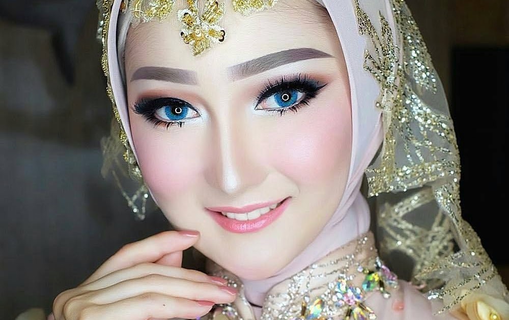 Galeri Model Riasan Pengantin  Hijab Sederhana Yang Paling 