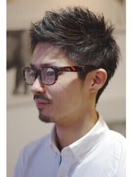 髪型 メンズ ショート ヘルメット Endzela Gelovani