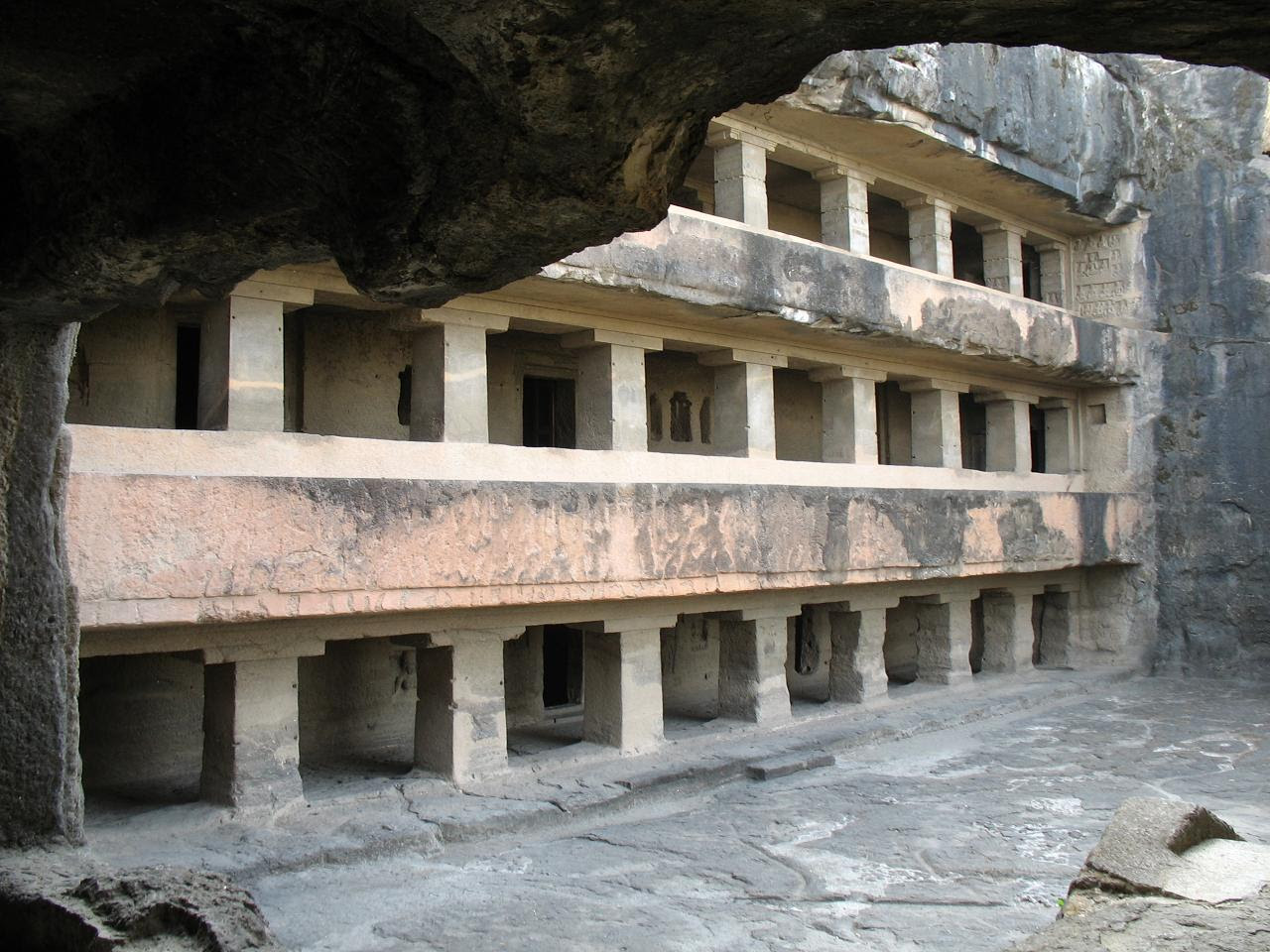 Пещерные храмы Эллоры (Ellora Caves)