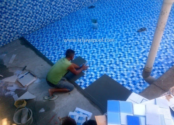 27 Top Terbaru Nat Untuk Keramik  Kolam  Renang 