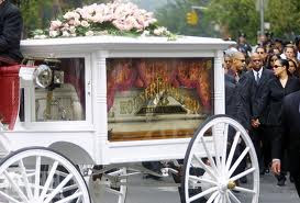 Among the notables attending the private service with aaliyah's. Aaliyah Funeral Video