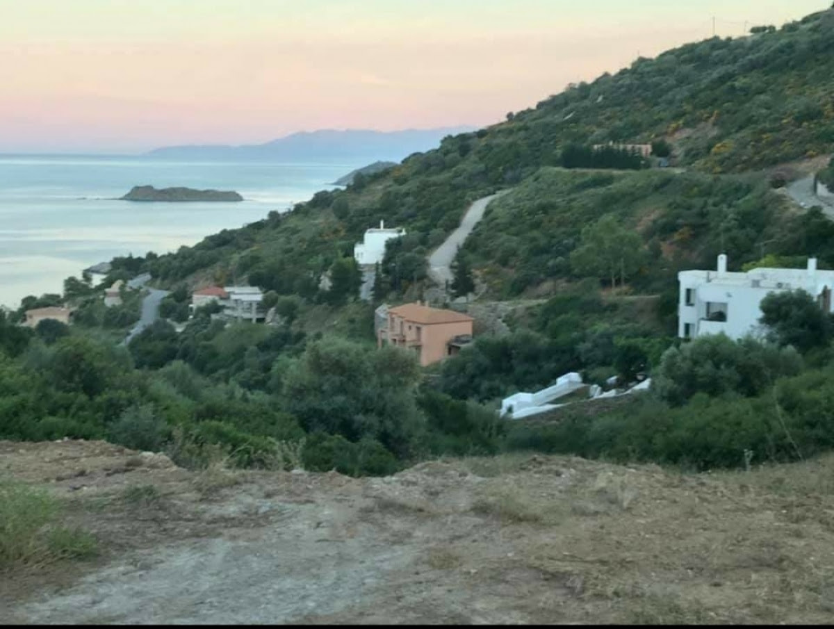 Έτσι, εξασφαλίζετε εγγυημένα τη χαμηλότερη δυνατή τιμή, σε αντίθεση με κρατήσεις που. Oikia Agioi Apostoloi Petries Eyboias Zodos Kthmatomesitikes Yphresies