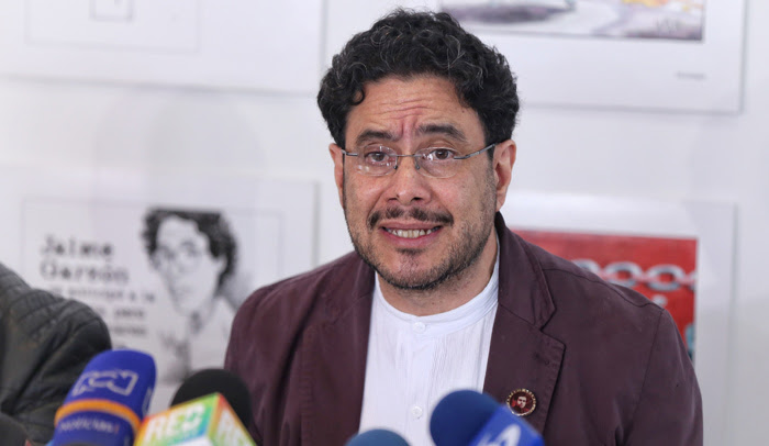 Onu pide indagar caso de joven. Senador Ivan Cepeda Dice Que No Hara Presencia En La Indagatoria A Uribe La Opinion