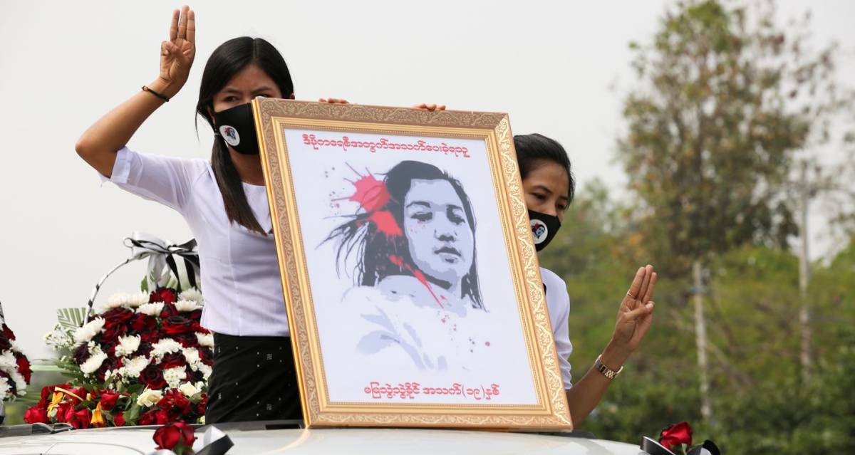 Mulheres assumem a linha de frente contra golpe militar em Mianmar