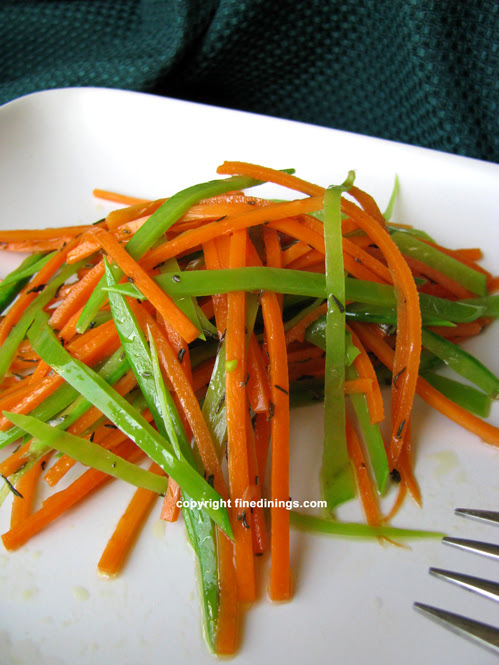 Here's a quick and easy way to julienne a carrot. Julienne Of Fresh Snow Peas And Carrots Finedinings Com Unique Side Dish Recipe