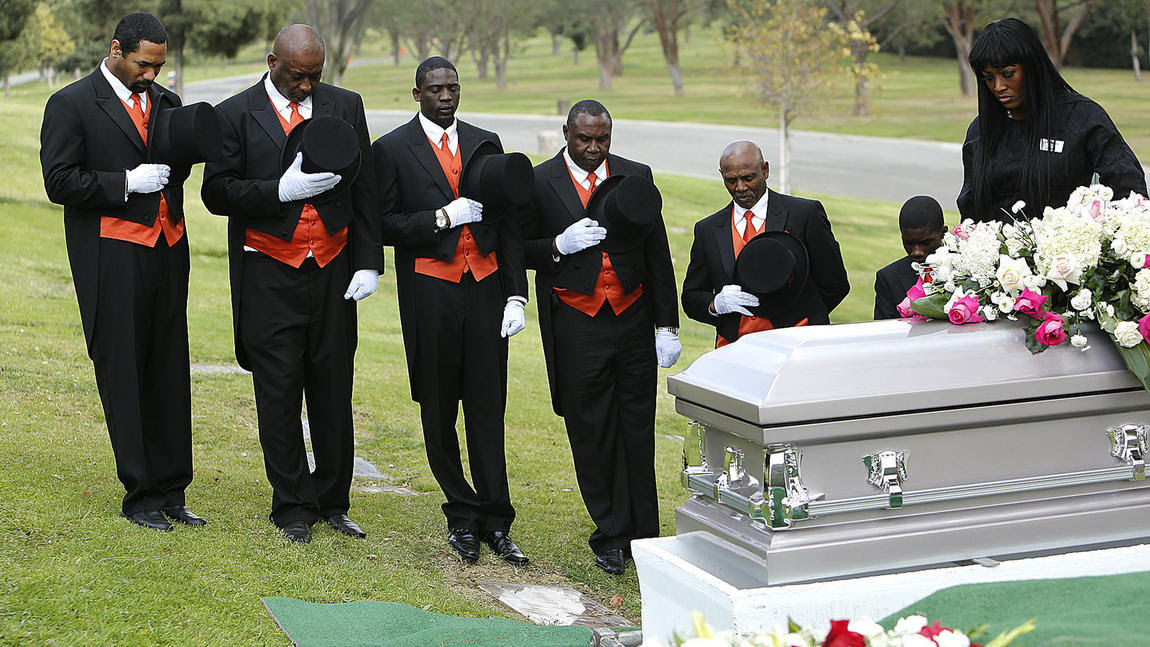 Where did white gloves for pallbearers originate - Answers
