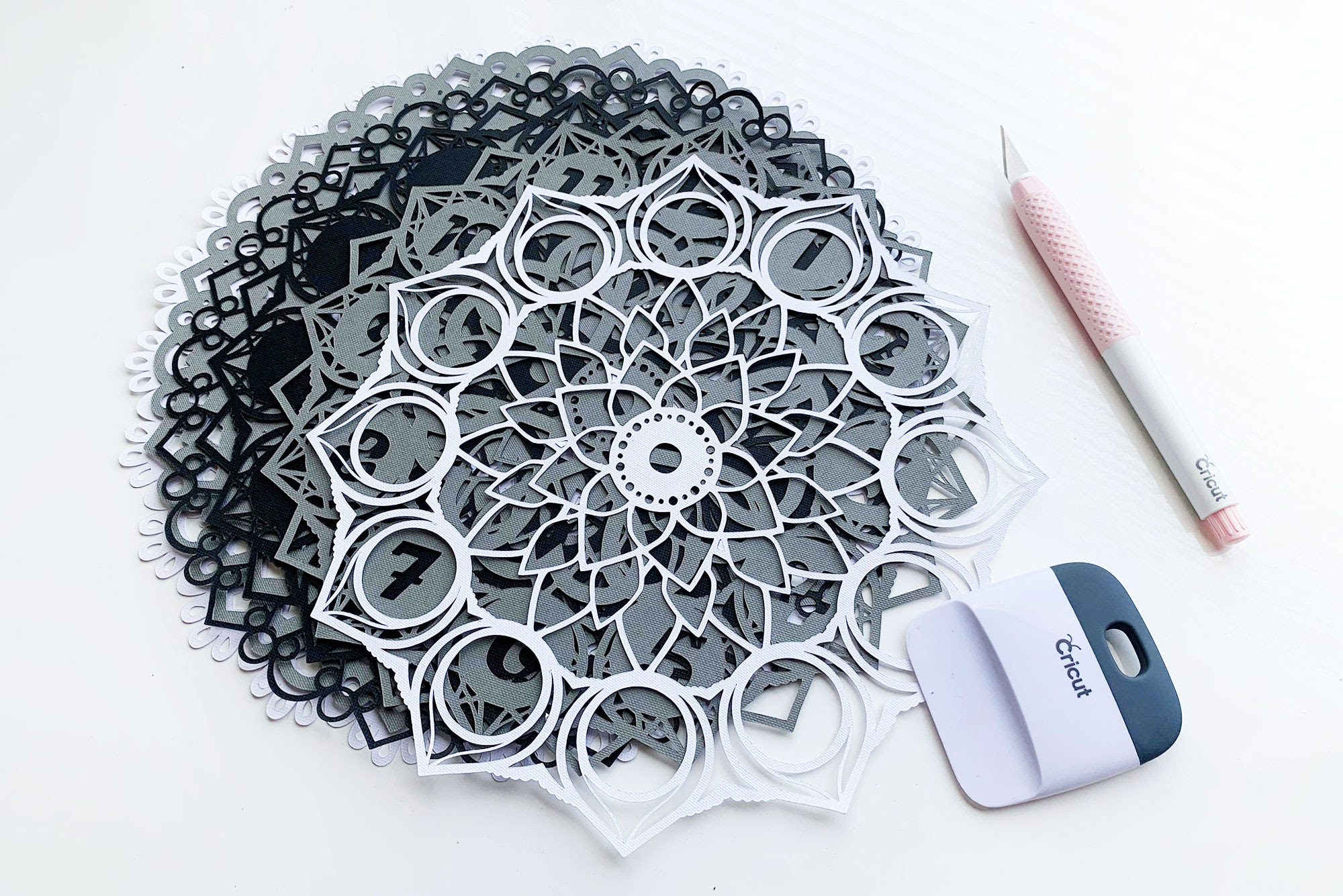 Download 20+ Cricut Mandala Svg Free Pictures - Free SVG Files ...