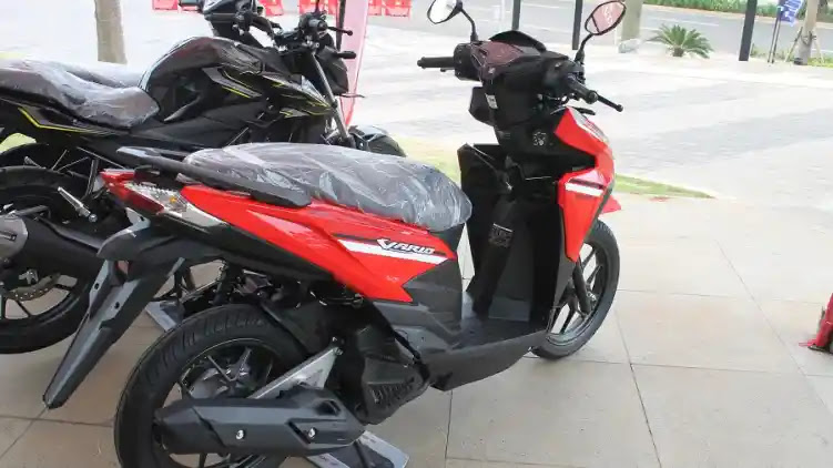 Modifikasi Motor Vario  Di Jakarta Naskah c