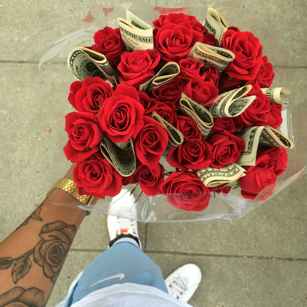 30 Top For Bouquet Of Roses With Money Boudoir Paris