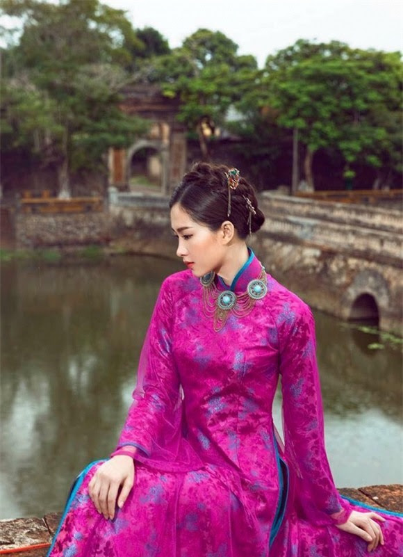 Mặt mụn chi chít, bụng rạn to, tăng cân vùn vụt. Hoa Háº­u Ä'áº·ng Thu Tháº£o Hoa Thiáº¿u Ná»¯ XÆ°a Ä'ai Cac Kieu Sa Tin Tá»©c Online