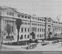 Pontificia universidad católica de chile. Pontificia Universidad Catolica 1888 Memoria Chilena Biblioteca Nacional De Chile