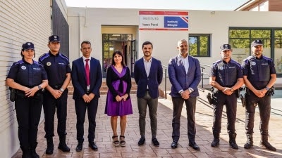 Torrejón.- Una pareja de policías vela en cada uno de los ocho IES públicos para evitar las novatadas