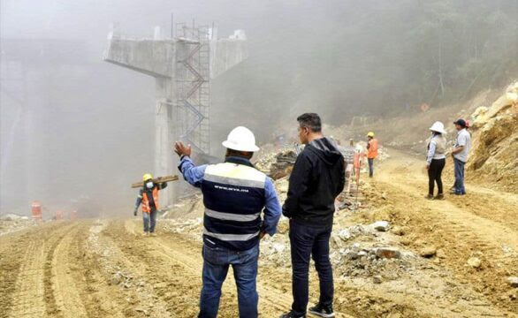 Long-awaited Oaxaca highway at 80% completion