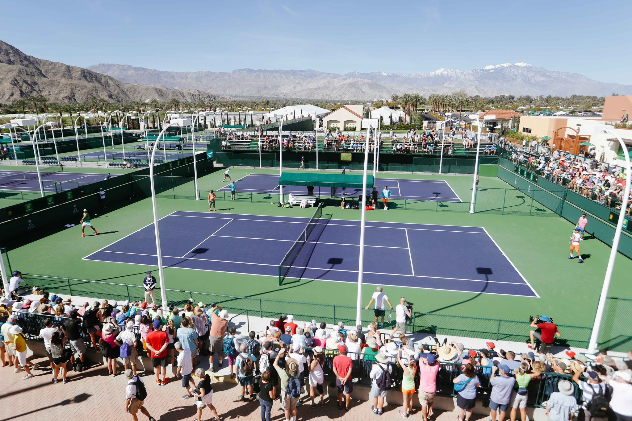 Prezentare Indian Wells MÄrÈiÈorul Iubitorilor De Tenis Paradisul Din DeÈert Simona Halep Momentul Adevarului Din Punct De Vedere Fizic Plus Cine L Poate Stopa Pe Federer Hotnews Mobile