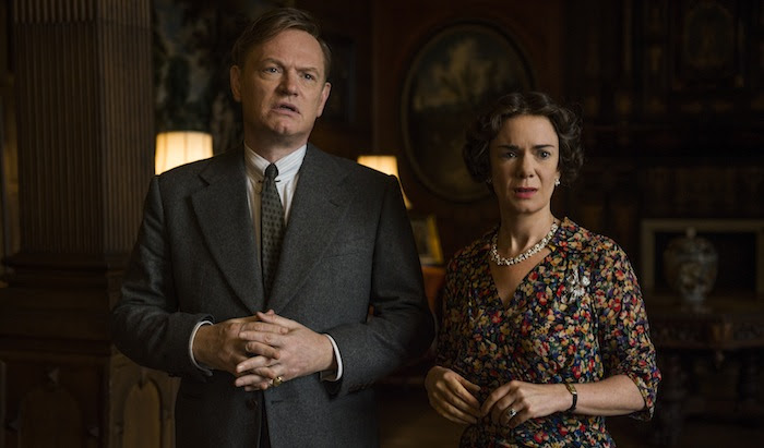 All that is left of the statue are a few fragments that broke off when it fell to the ground. It Completely Changed My Perspective Jared Harris And Vanessa Kirby Talk Netflix S The Crown Vodzilla Co Where To Watch Online In Uk How To Stream