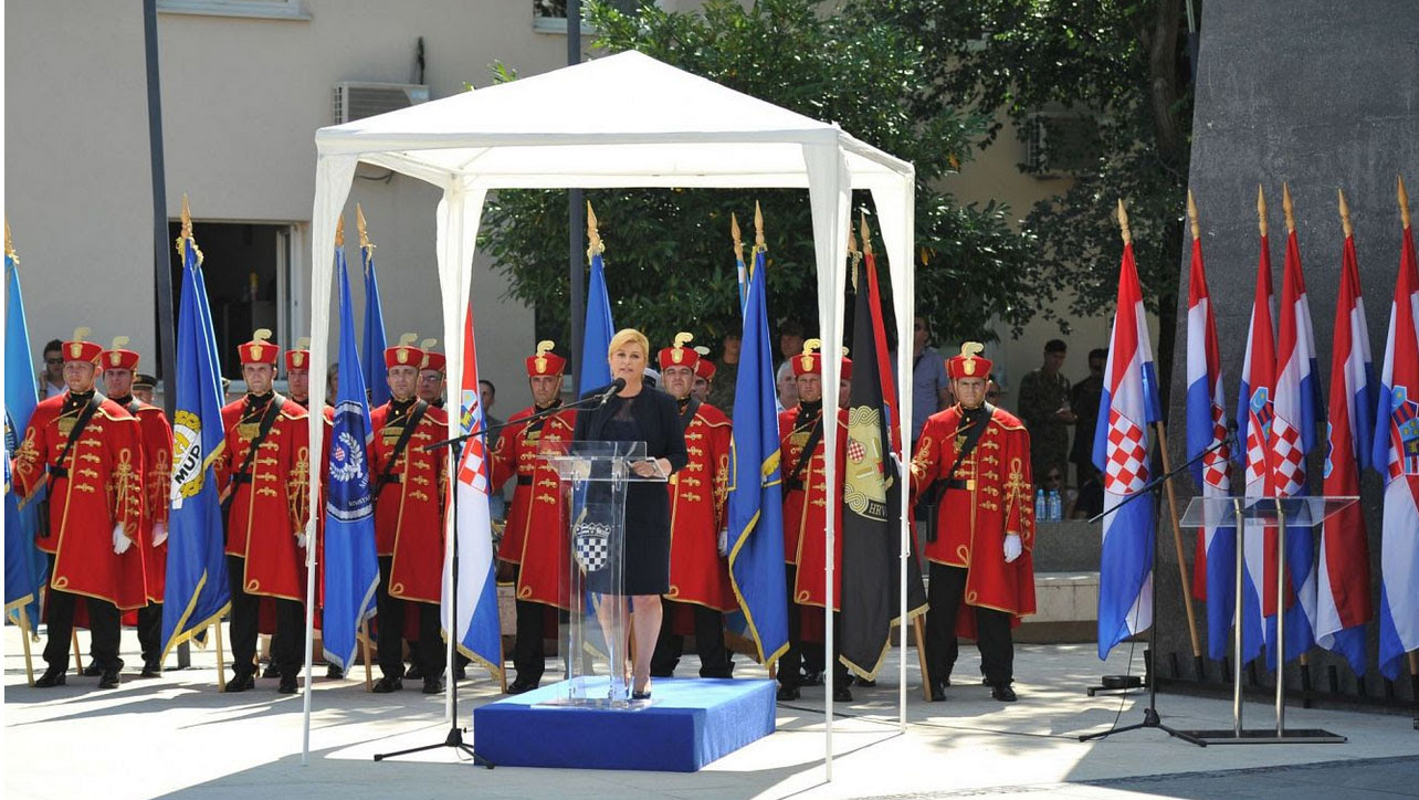 Croatia's president Kolinda Grabar-KItarovic delivering speech at Knin for 21st anniversary of liberation from Serb occupation Photo: Screenshot