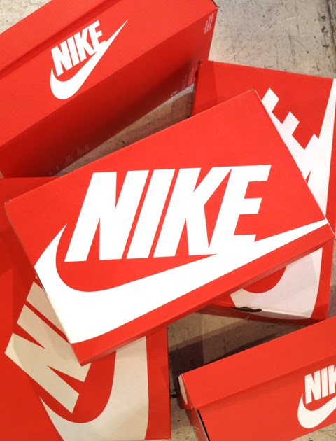 正義 フローティング すぐに Nike シンプル 壁紙 Touhi Kayumi Jp