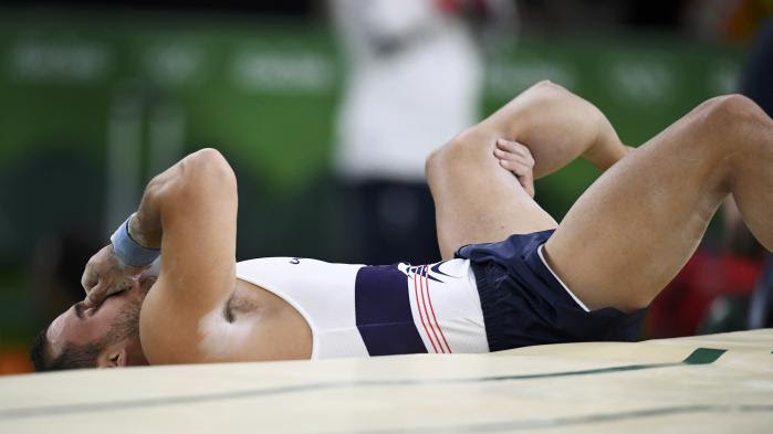 VIDEO. JO 2016 : le gymnaste français Samir Aït-Saïd se casse la jambe lors de l'épreuve de saut