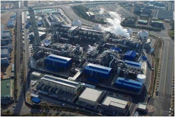 At 261 billion barrels, saudi aramco's stated hydrocarbon reserves are more than ten times those of exxonmobil, the largest private oil company. Sk E C Wins Feed Project For Mammoth Sized Pdh Plant In Saudi Arabia Businesskorea