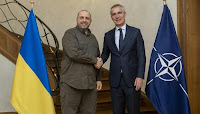 Secretary General and Ukrainian Defence Minister discuss battlefield situation, NATO support