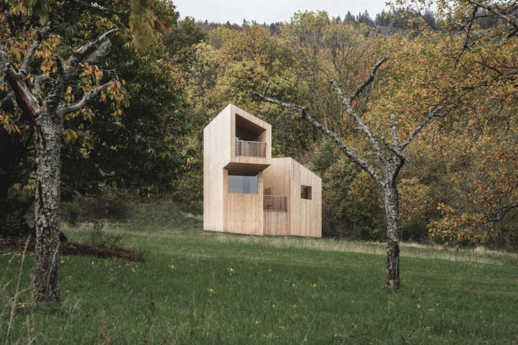 Imagen  - Un hotel Passivhaus con forma de cabaña y un diseño nórdico en pleno corazón de Europa