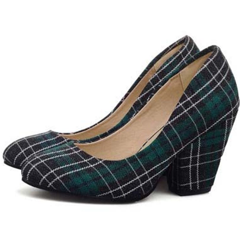 Sepatu High Heels Ukuran 42 - Soalan ay