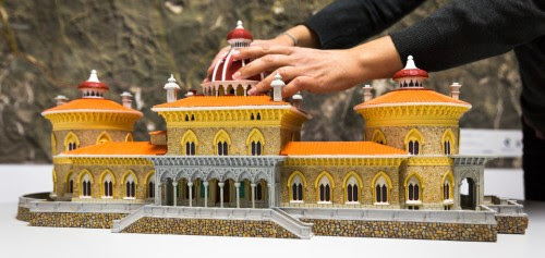 O modelo tridimensional do Palácio de Monserrate, que permite aos visitantes cegos tocar e conhecer melhor a volumetria do edifício