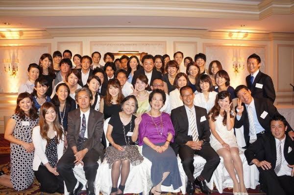 50 素晴らしい大学 同窓会 服装 ファッショントレンドについて