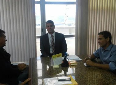 Em reunião com secretário, prefeito de Bom Jesus da Lapa pede aumento no efetivo policial