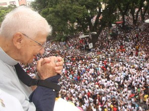 Dom Vicente Zico acompanha o Círio de Nazaré (Foto: Igor Mota / Jornal Amazônia Jornal)