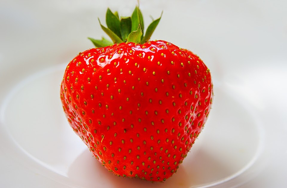  Gambar  Buah  Buahan Strawberry 